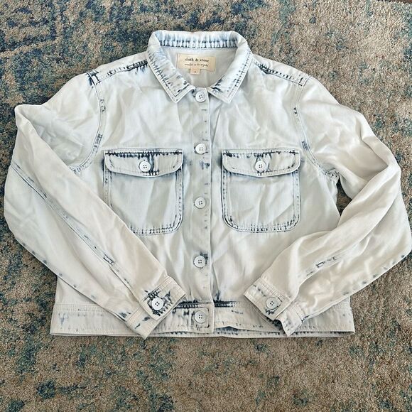 NWOT Cloth & Stone Chambray Acid Wash Denim Jacket Womens Button Up Blue Jean - Picture 1 of 6